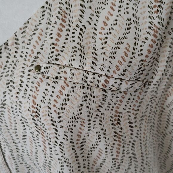 Metaphor Top  - Picture 3 of 13